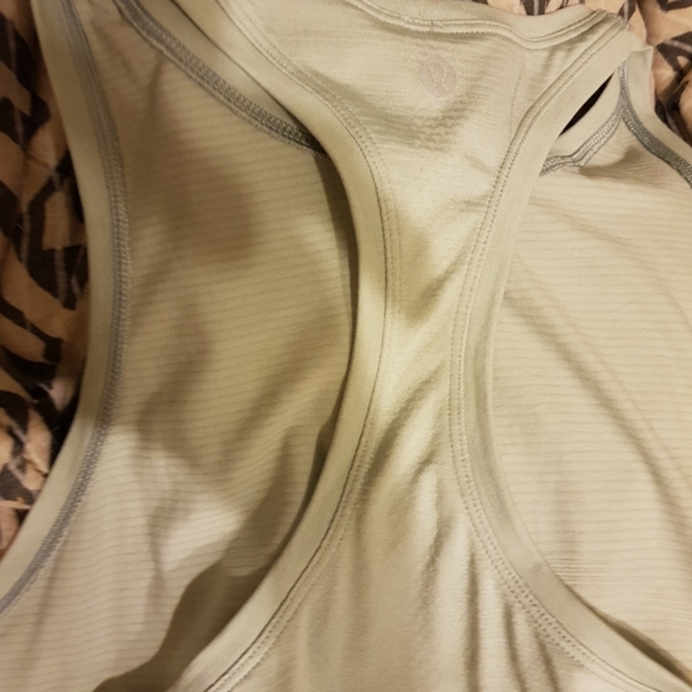 Lululemon Light Weight Racer Back